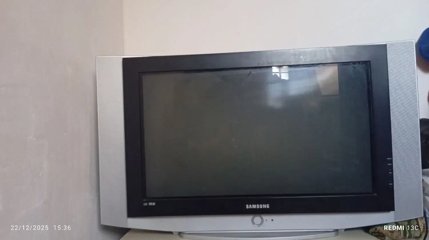 تلویزیون سامسونگ رنگی ۲۸ اینچ|تلویزیون و پروژکتور|بندرعباس, |دیوار