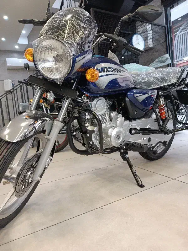 BM 180|موتورسیکلت|رشت, رودباری|دیوار