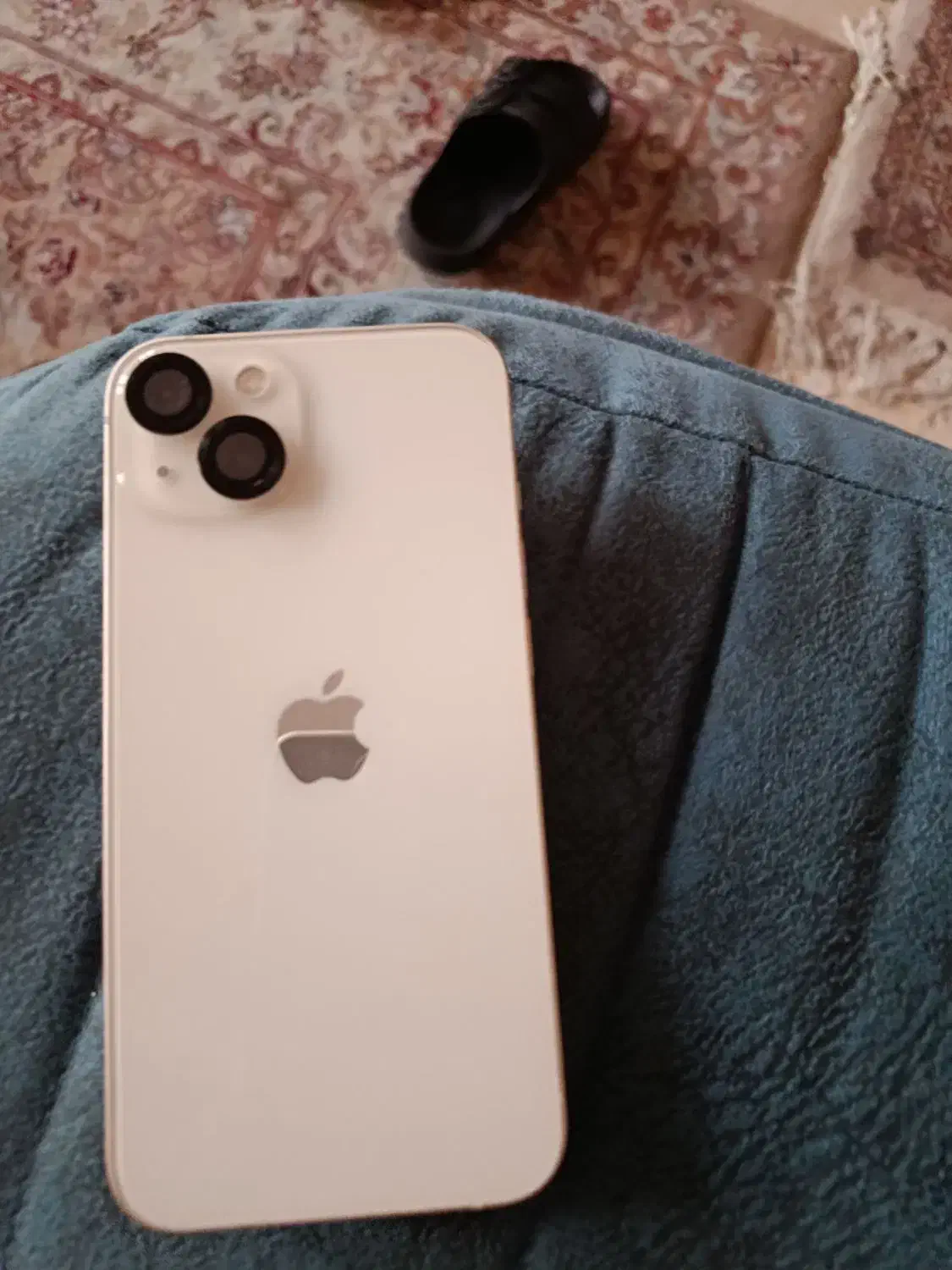 آیفون ۱۳ نرمال|موبایل|رباط‌کریم, رباط‌کریم|دیوار