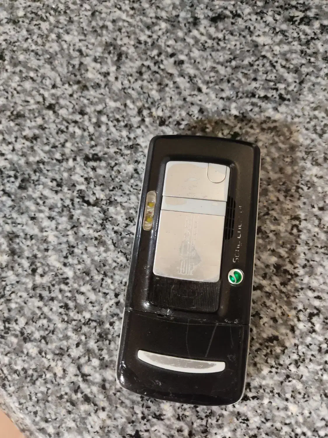 گوشی k850i فقط باطری ندارد|موبایل|سلماس, |دیوار