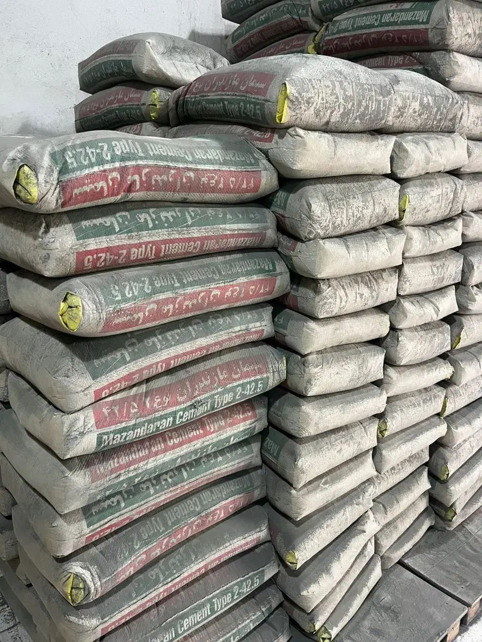 عامل فروش سیمان و پودر سنگ  (کف قیمت)|مصالح و تجهیزات ساختمان|ایزدشهر, |دیوار