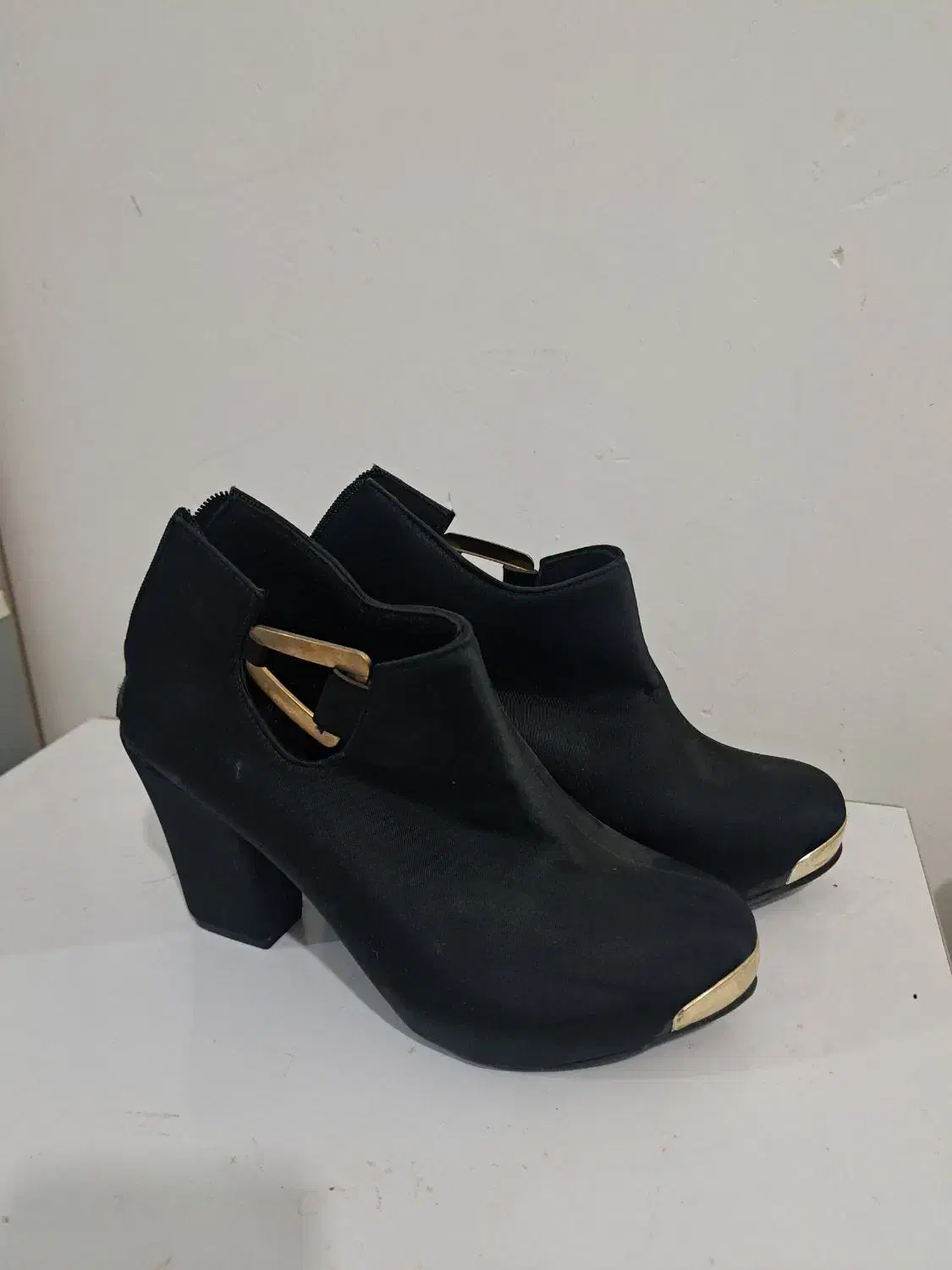 شلوار جین بگ  و کفش مجلسی|لباس|نهاوند, |دیوار