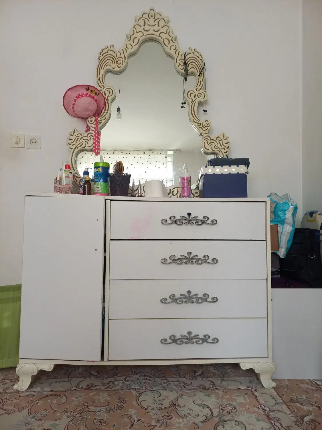 دراور و آینه|مبلمان خانگی و میز عسلی|ساری, |دیوار