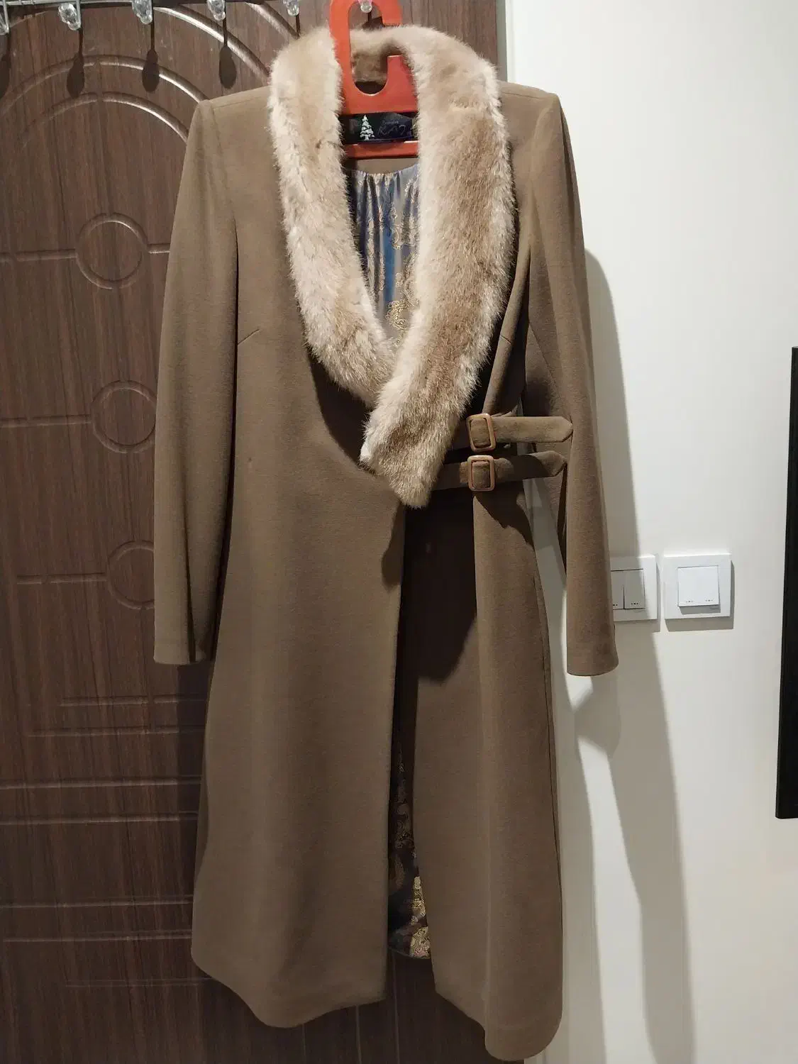 کت زمستانی فوتر نو|لباس|ری, سرتخت|دیوار