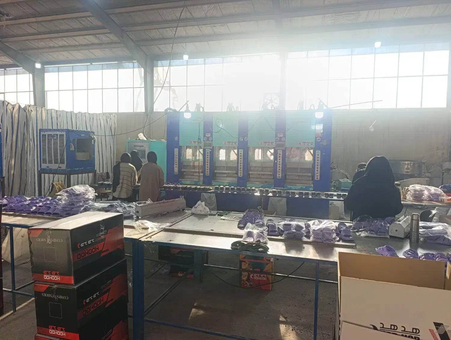 کارخانه دمپاییeva|استخدام صنعتی، فنی، مهندسی|قنوات, |دیوار