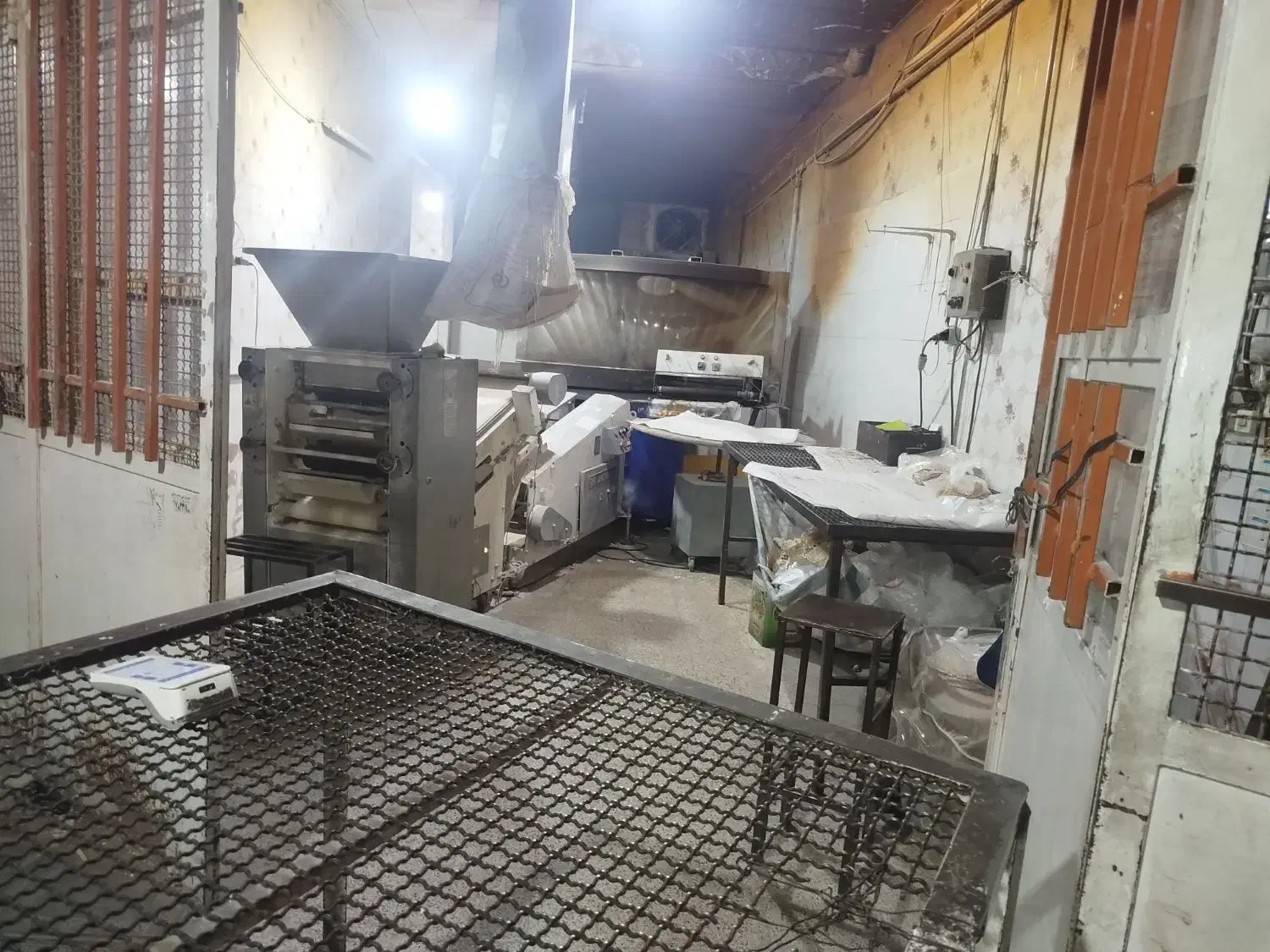 نانوایی به فروش میرسد|فروش مغازه و غرفه|کازرون, |دیوار