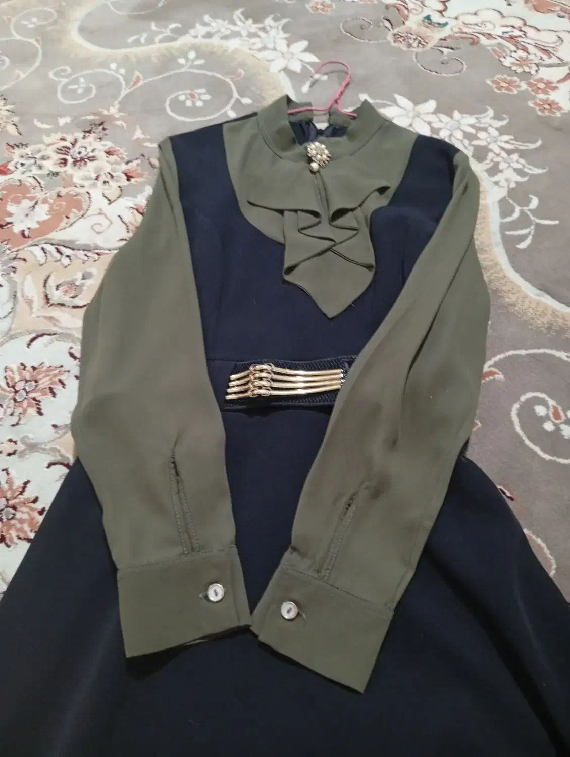 تعدادی لباس زنانه باقیمت مناسب به فروش میرسد|لباس|ابهر, |دیوار