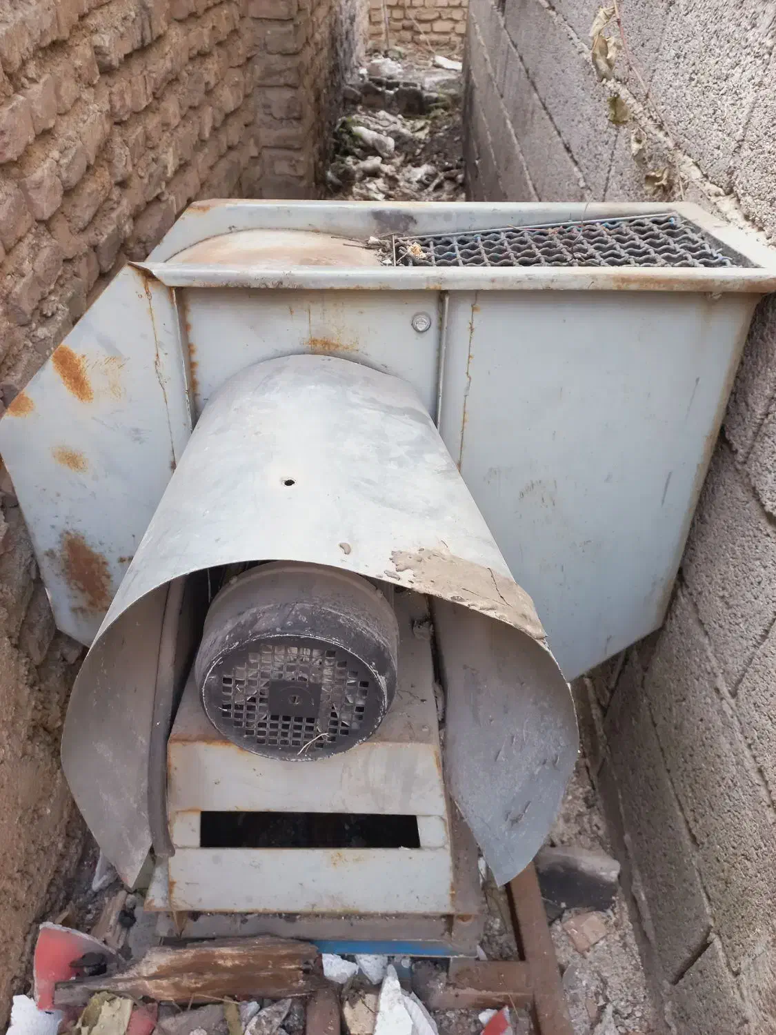 سانترفیوژ و هود بزرگ رستورانی زیر قیمت|کافی‌شاپ و رستوران|ساری, |دیوار