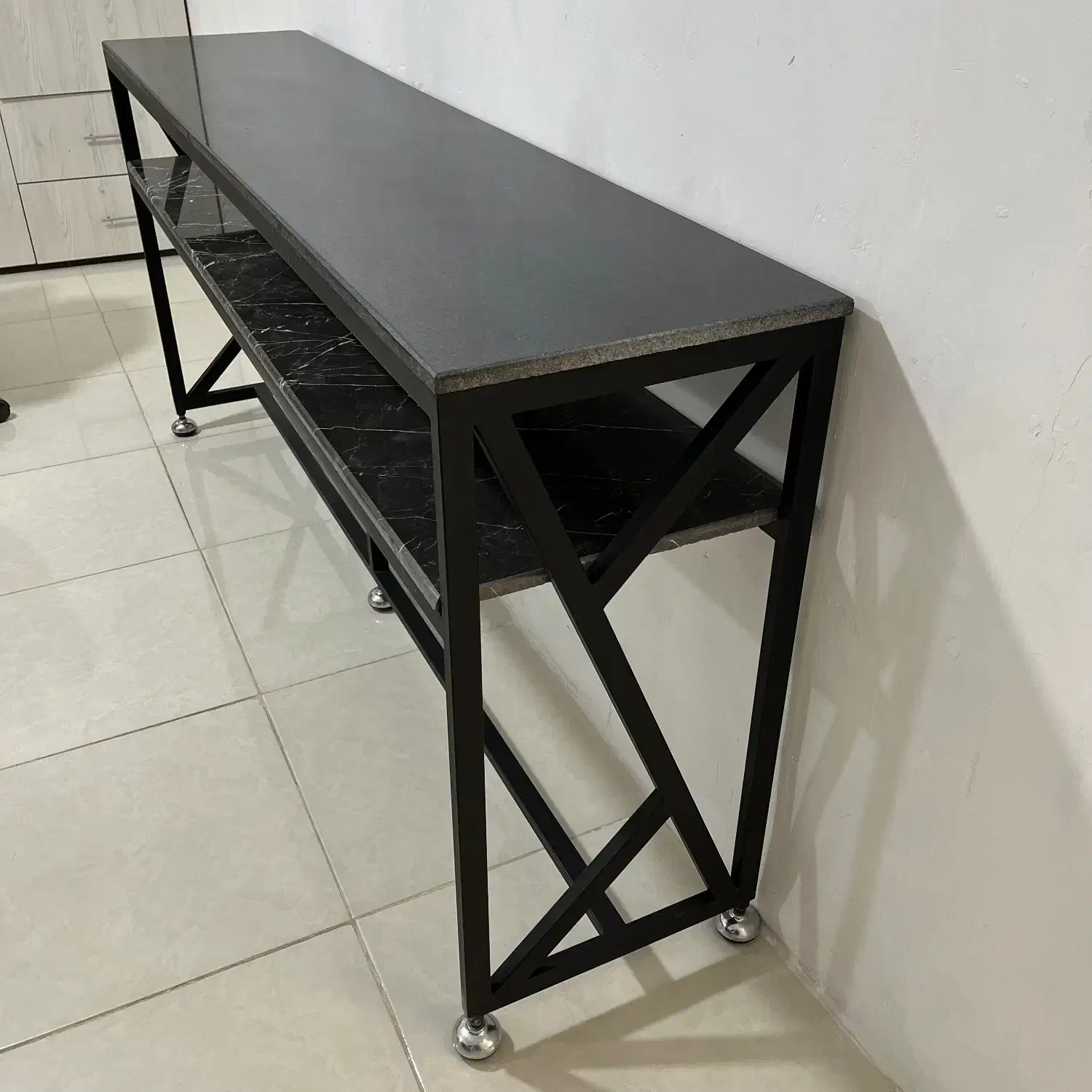 میزناخن|آرایشگاه و سالنهای زیبایی|مشهد, هدایت|دیوار