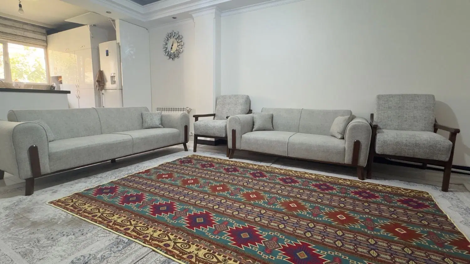 مبل راحتی ۷ نفره|مبلمان خانگی و میز عسلی|تهران, المهدی|دیوار