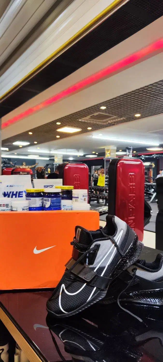 استخدام کمک مربی و نظافتچی(سالن دار)باشگاه بدنسازی|استخدام آموزشی|خوی, |دیوار