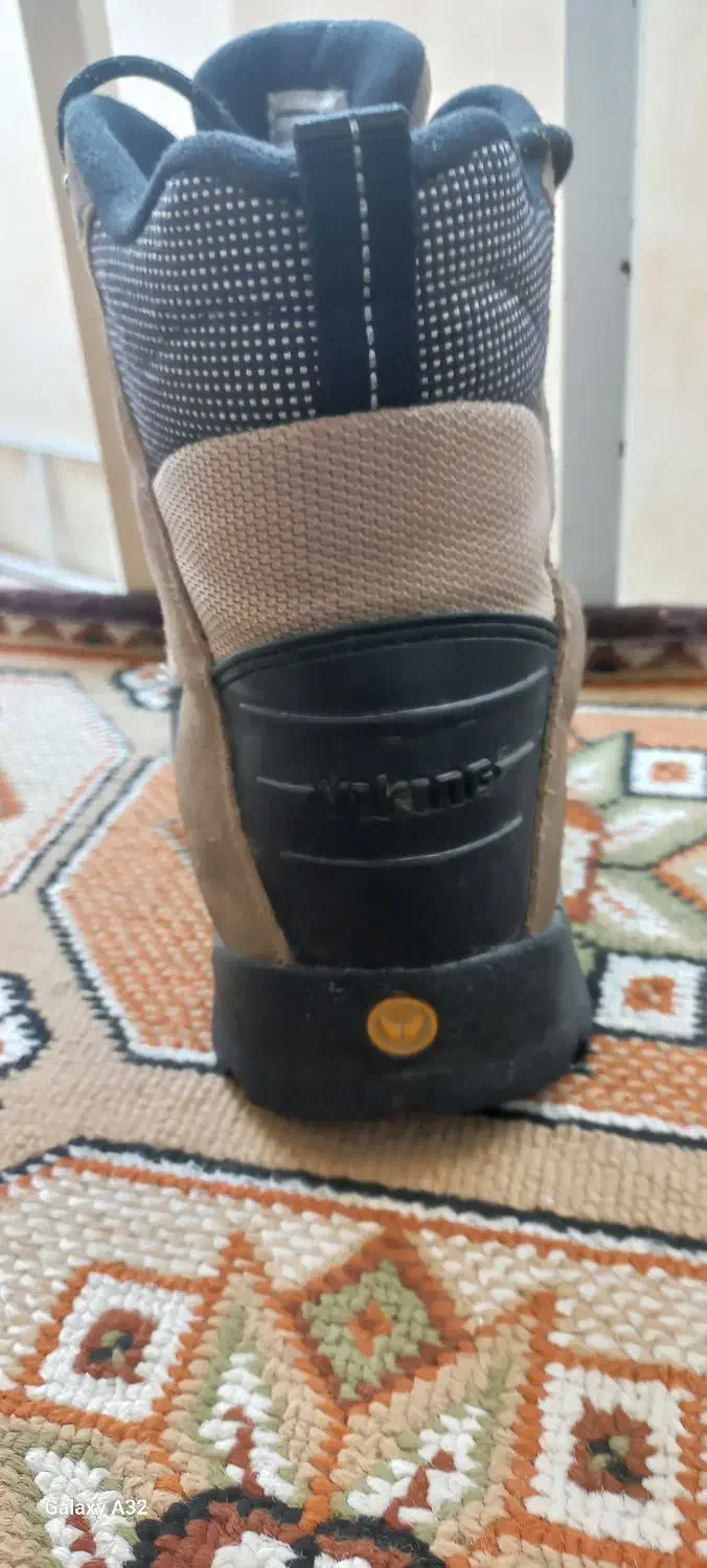 پوتین بچگانه|کفش و لباس بچه|سنندج, |دیوار