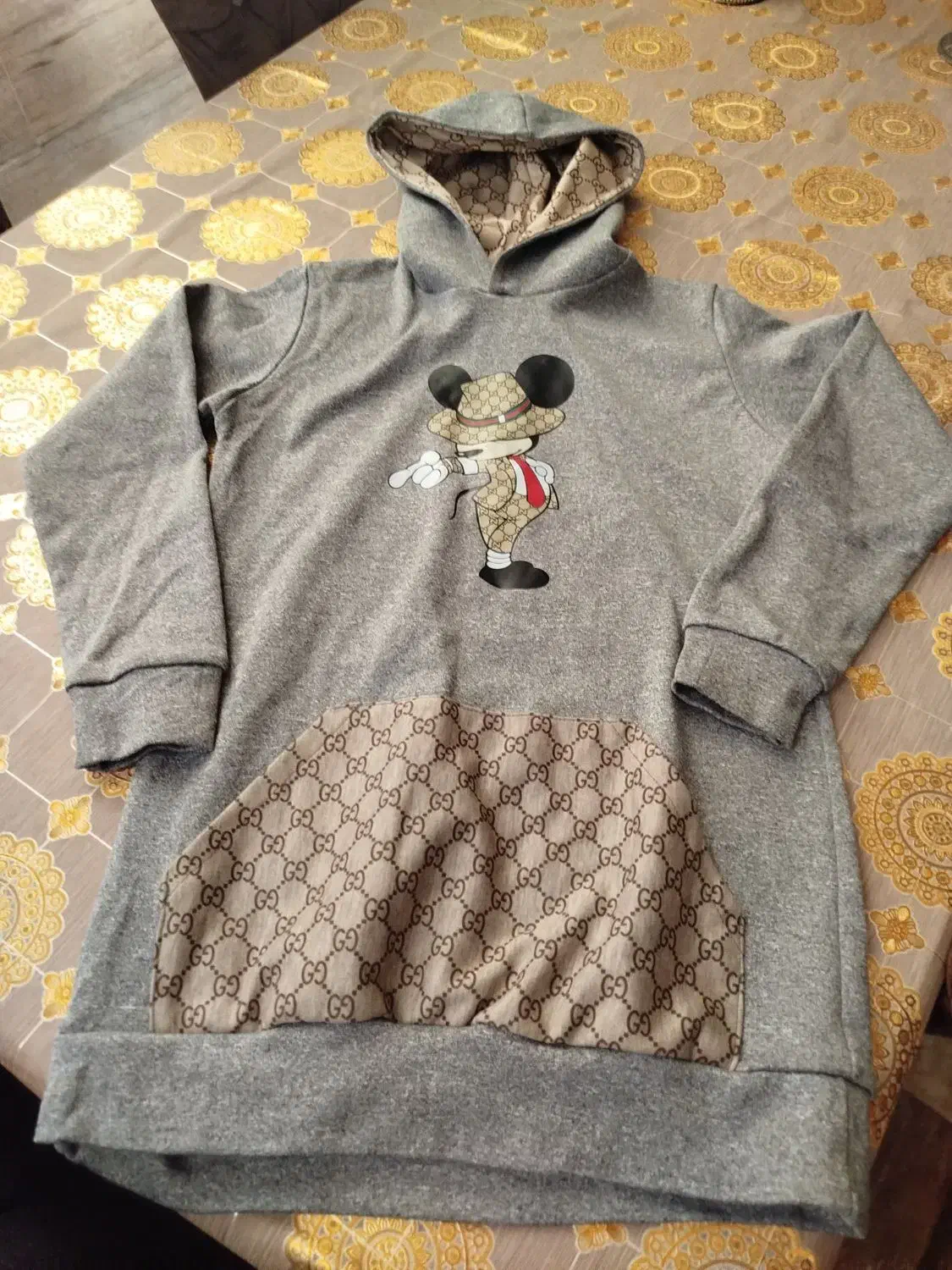 هودی نوی نو|لباس|کرمان, |دیوار