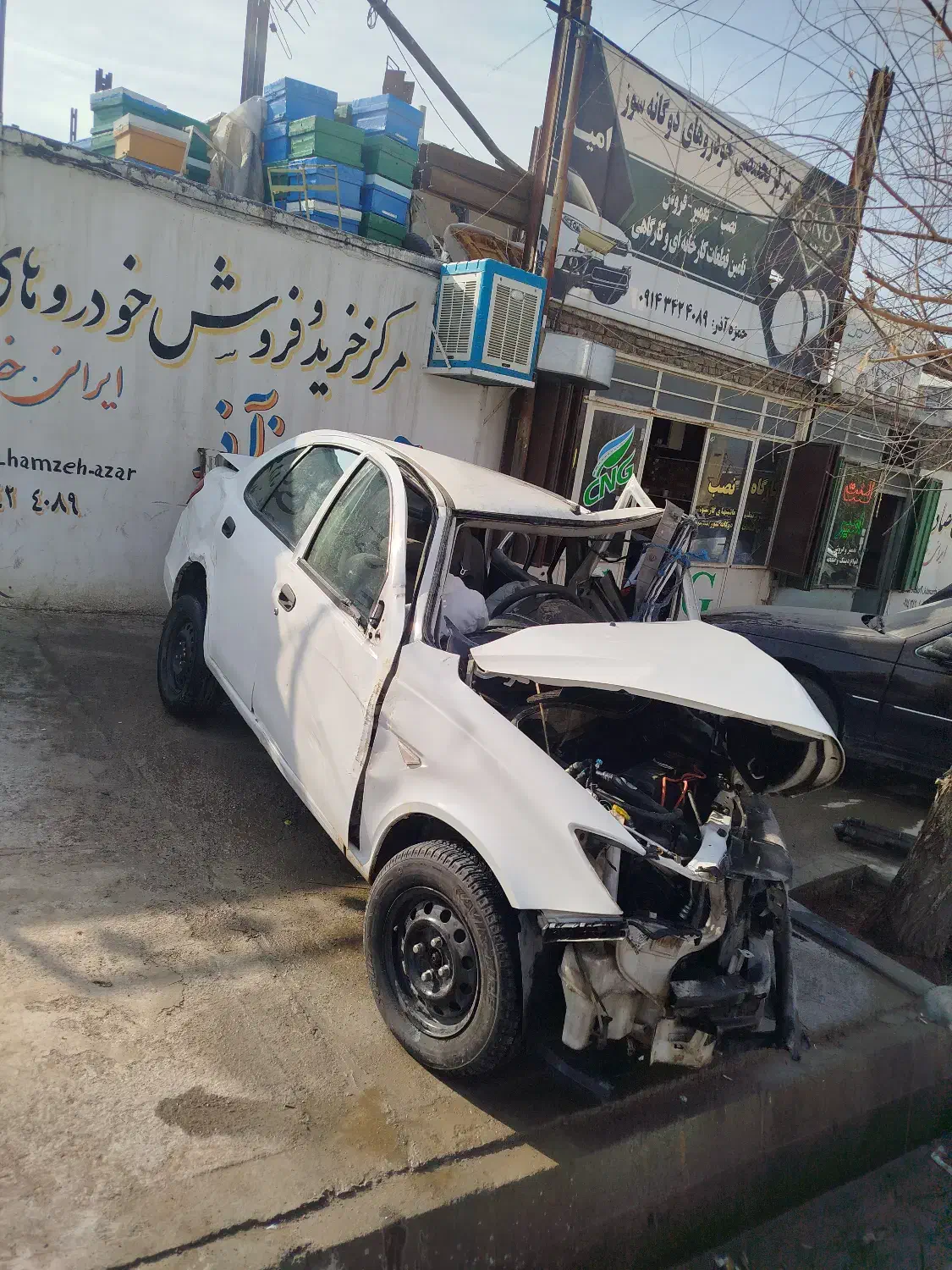 ساینا تصادفی|خودرو سواری و وانت|مهاباد (آذربایجان غربی), |دیوار