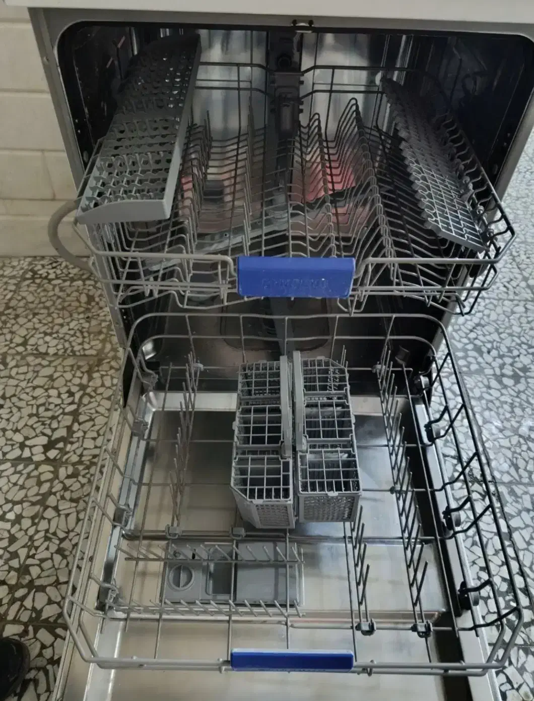 ماشین ظرف شویی|ماشین ظرفشویی|محمدشهر, محمدشهر|دیوار