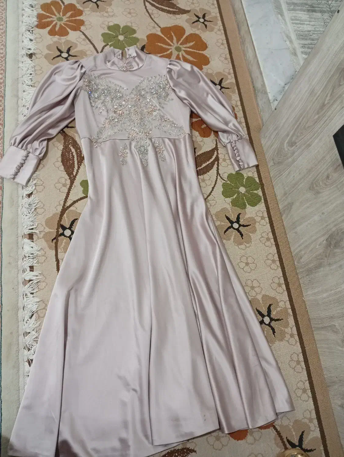 لباس مجلسی درحدنو|لباس|سبزوار, بیهق شرقی|دیوار