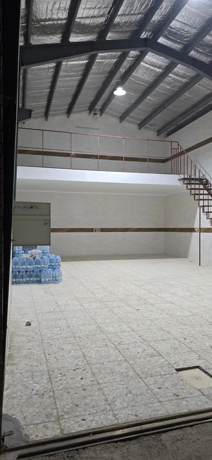 اجاره سوله ۱۰۰ متری|اجارهٔ دفتر صنعتی، کشاورزی، تجاری|خمینی‌شهر, |دیوار