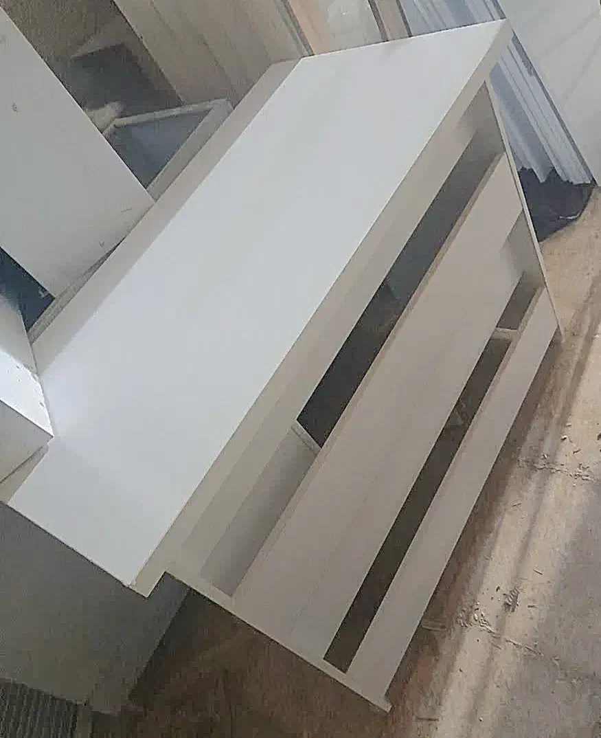 میز تحریر شیک و سالم|میز تحریر و کامپیوتر|یزد, |دیوار