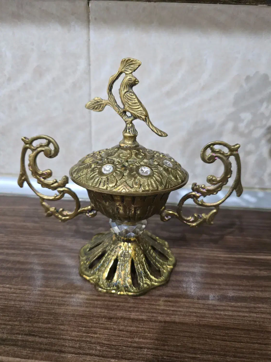 شکلات خوری برنز|کلکسیون اشیاء عتیقه|باقرشهر, |دیوار