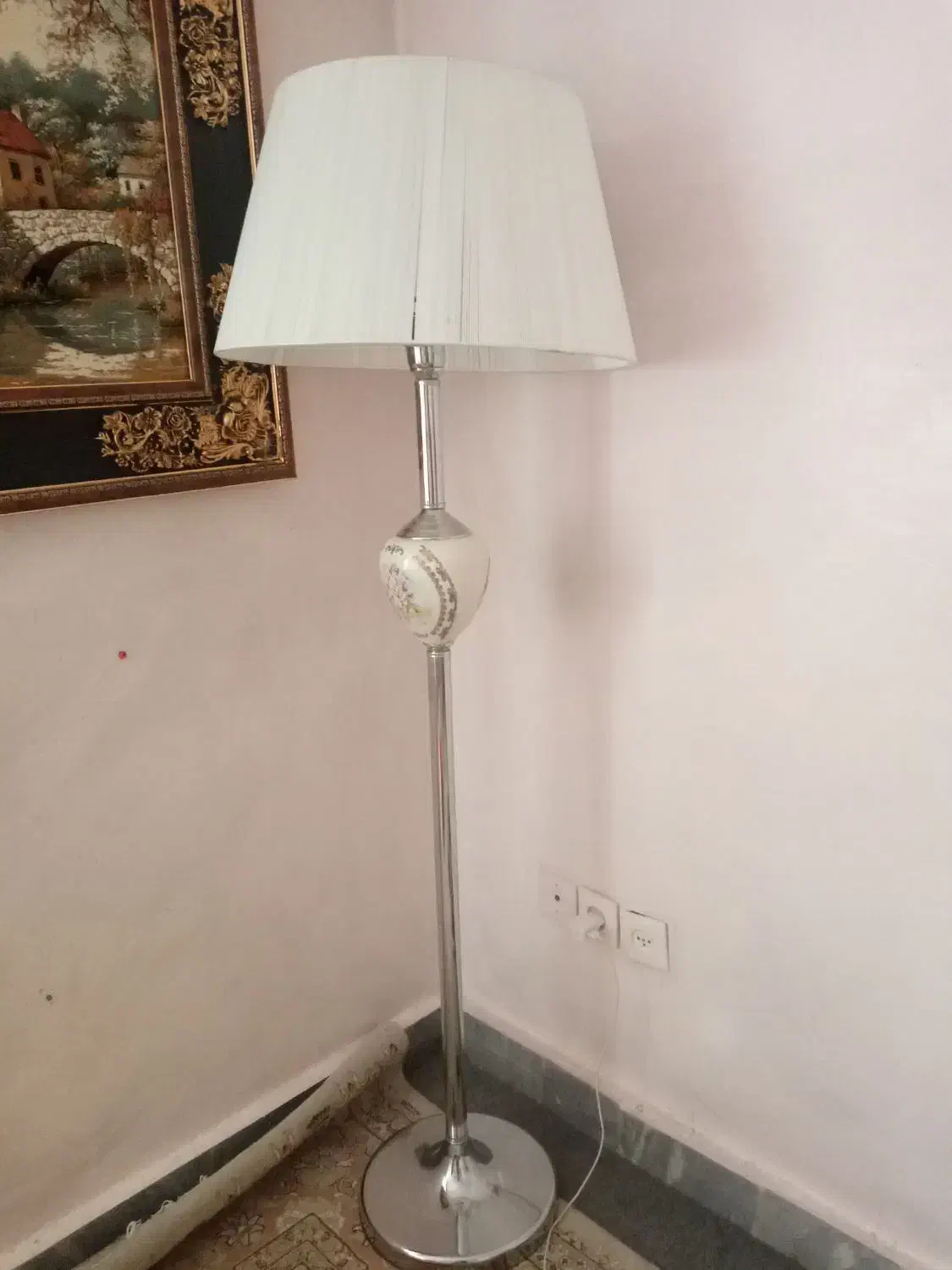 اباژور ایستاده   درجه یک  استیل|چراغ خواب و آباژور|دماوند, گیلاوند|دیوار