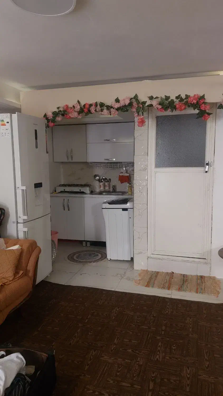 همخانه خانم در عالیشهر|اجارهٔ آپارتمان|بوشهر, |دیوار