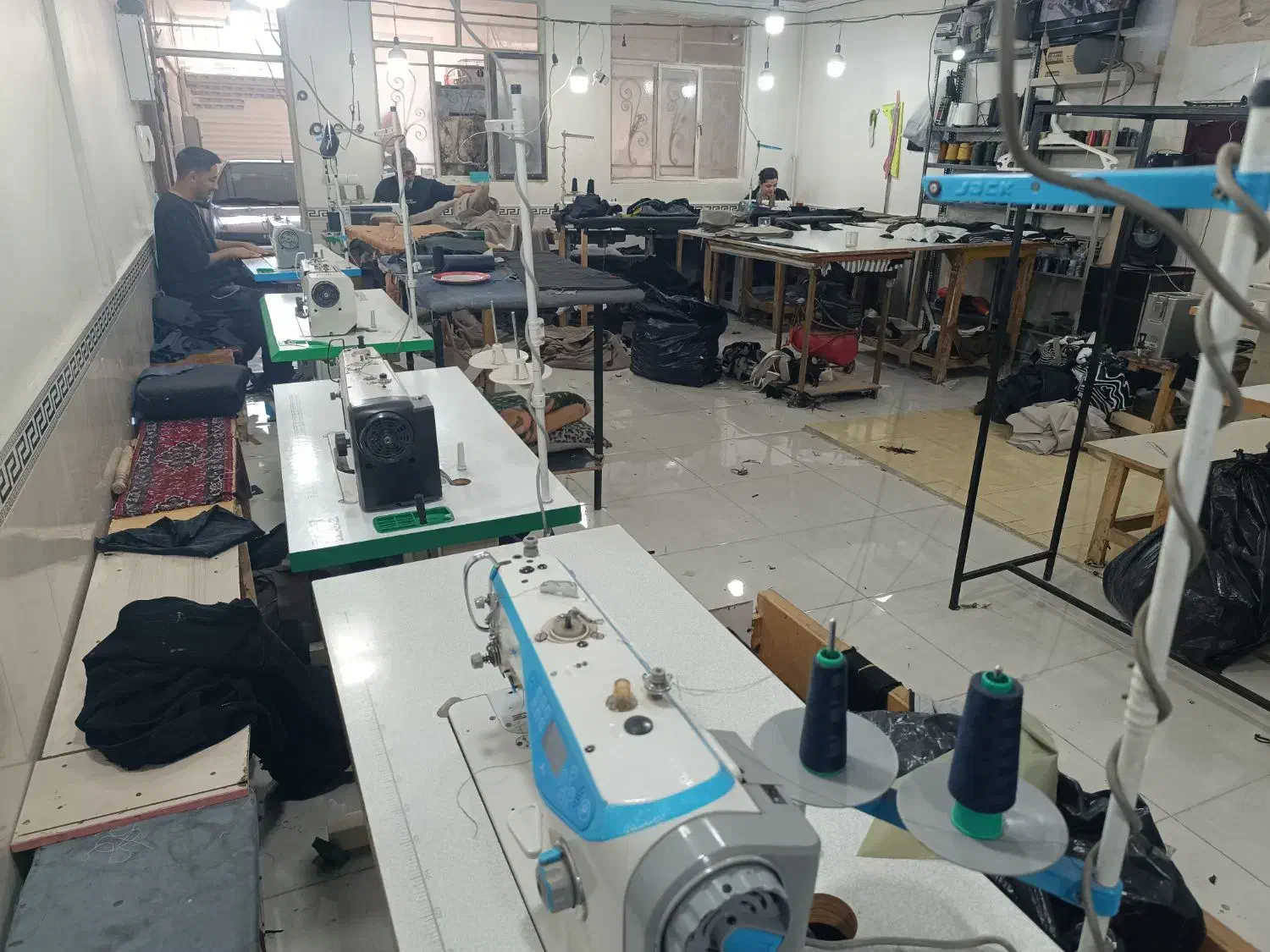 تولیدی مانتو ملکه ب تعدای چرخکار ماهر نیازمند است|استخدام صنعتی، فنی، مهندسی|باغستان, |دیوار