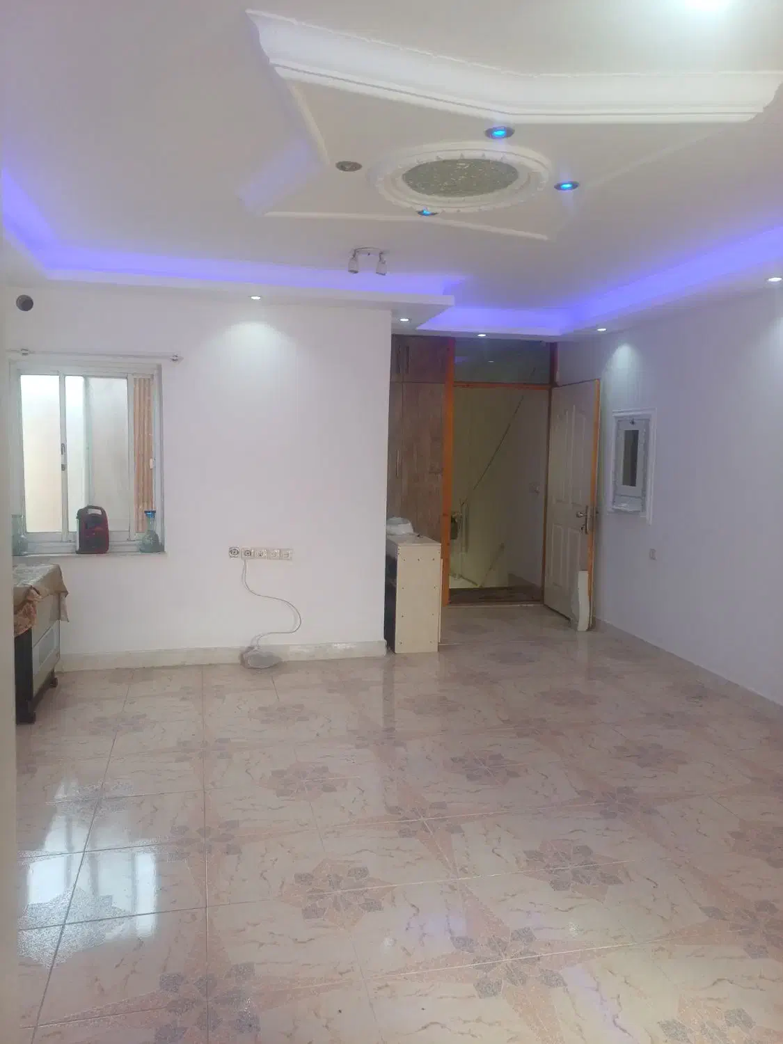 فروش/ طبقه بالا/۶۵ متری/  ۱خواب/ جماران|فروش آپارتمان|رشت, جماران|دیوار