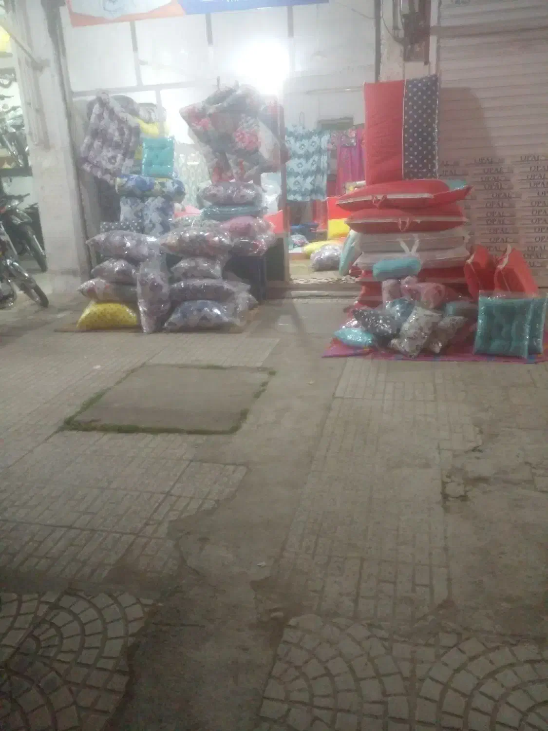 لحاف تشک بالش و الیافت|رختخواب، بالش، پتو|رشت, حمیدیان|دیوار