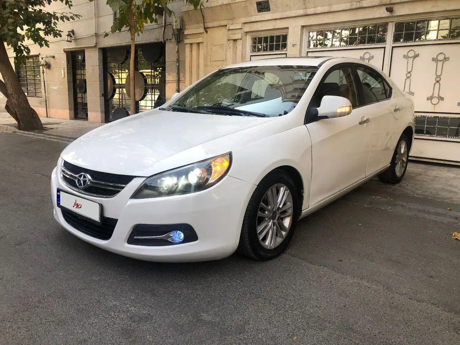 جک j5 اتوماتیک فول مدل ۹۳بی رنگ بی رنگ|خودرو سواری و وانت|کرج, مجتمع صنفی صنعتی|دیوار