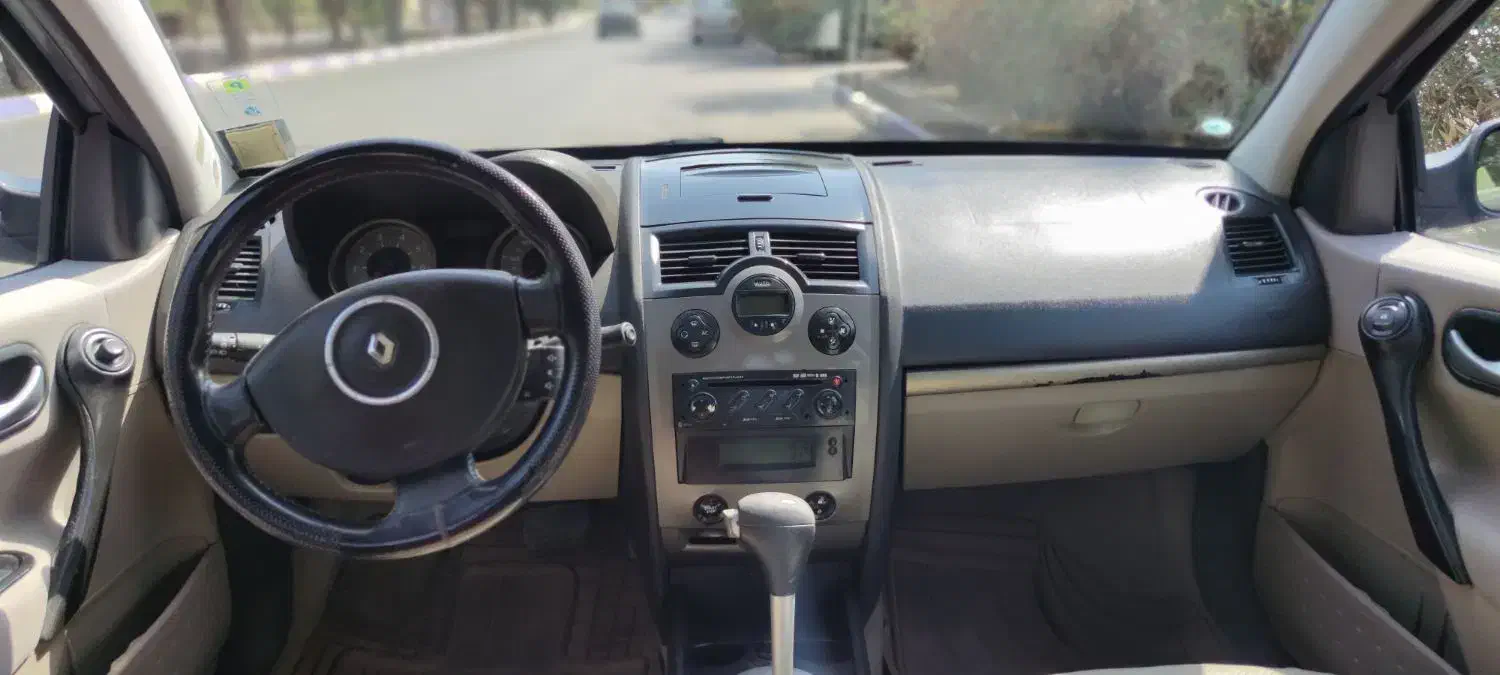 مگان مدل ۹۰ اتوماتیک ۲۰۰۰cc|خودرو سواری و وانت|اصفهان, بهارستان|دیوار