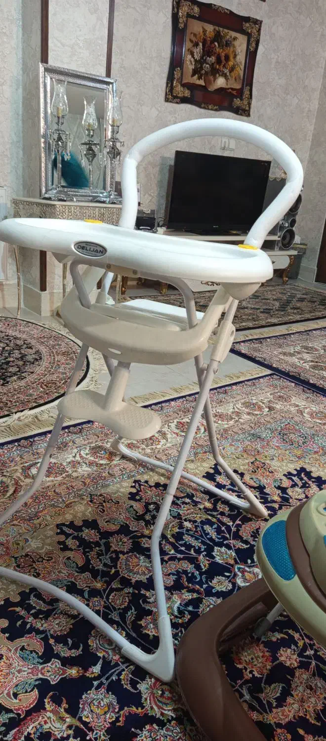 وسایل کودک سالم سالم و نو|کالسکه و لوازم جانبی|فولادشهر, C3|دیوار