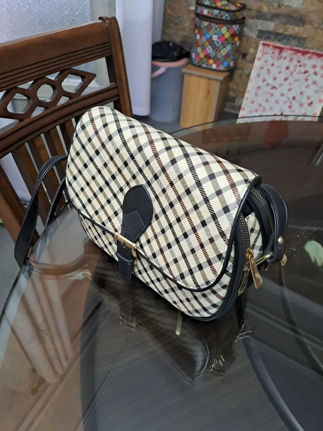 کیف زنانه|کیف، کفش، کمربند|ساری, |دیوار