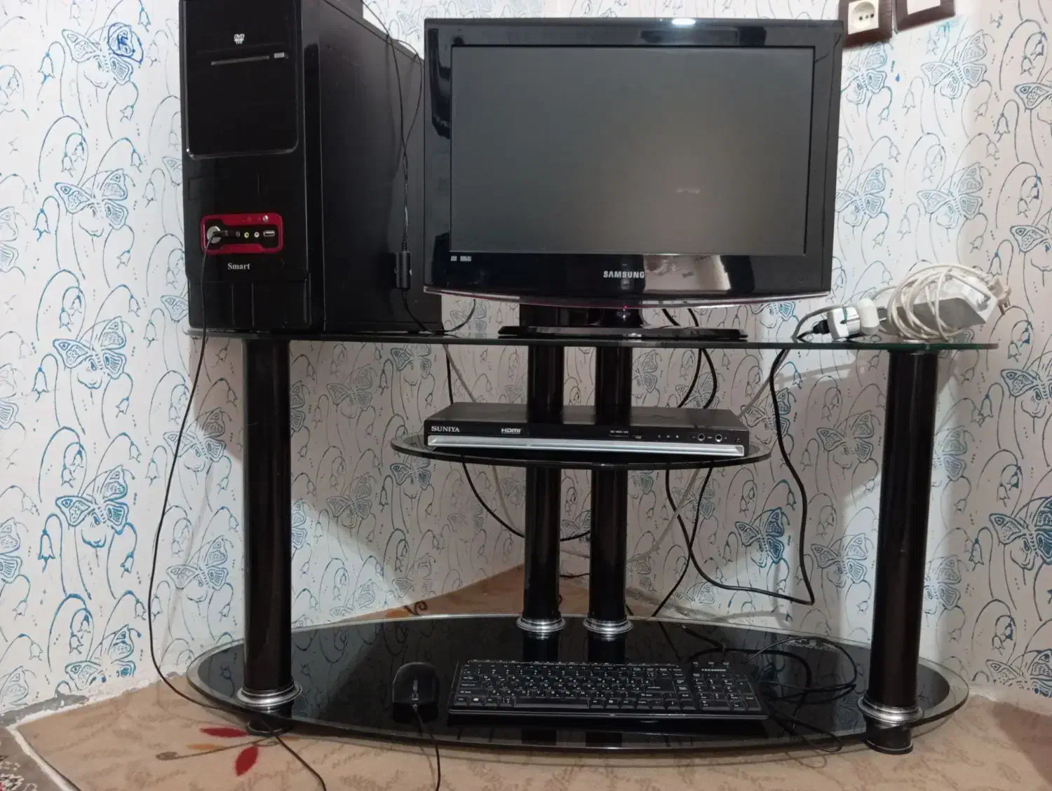 کامپیوتر|رایانه رومیزی|زاوه, |دیوار