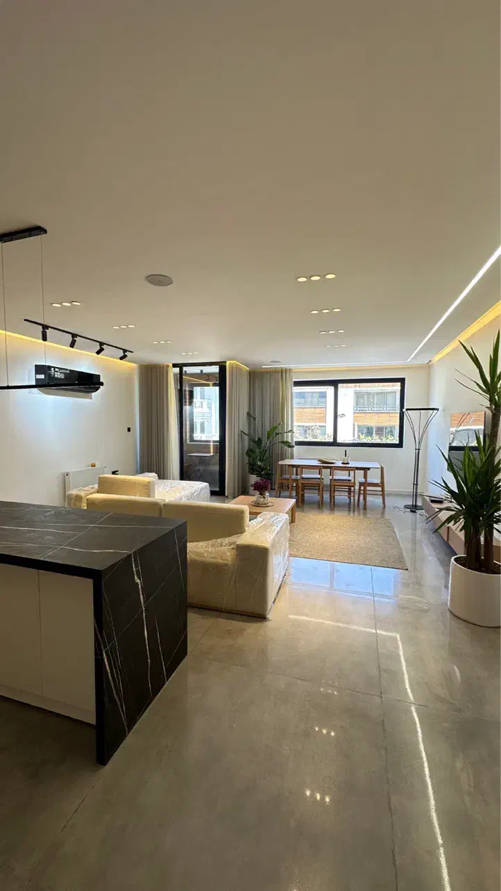 ۲۲۰ متر قدوسی غربی تک واحدی صفر|فروش آپارتمان|شیراز, قصرالدشت|دیوار