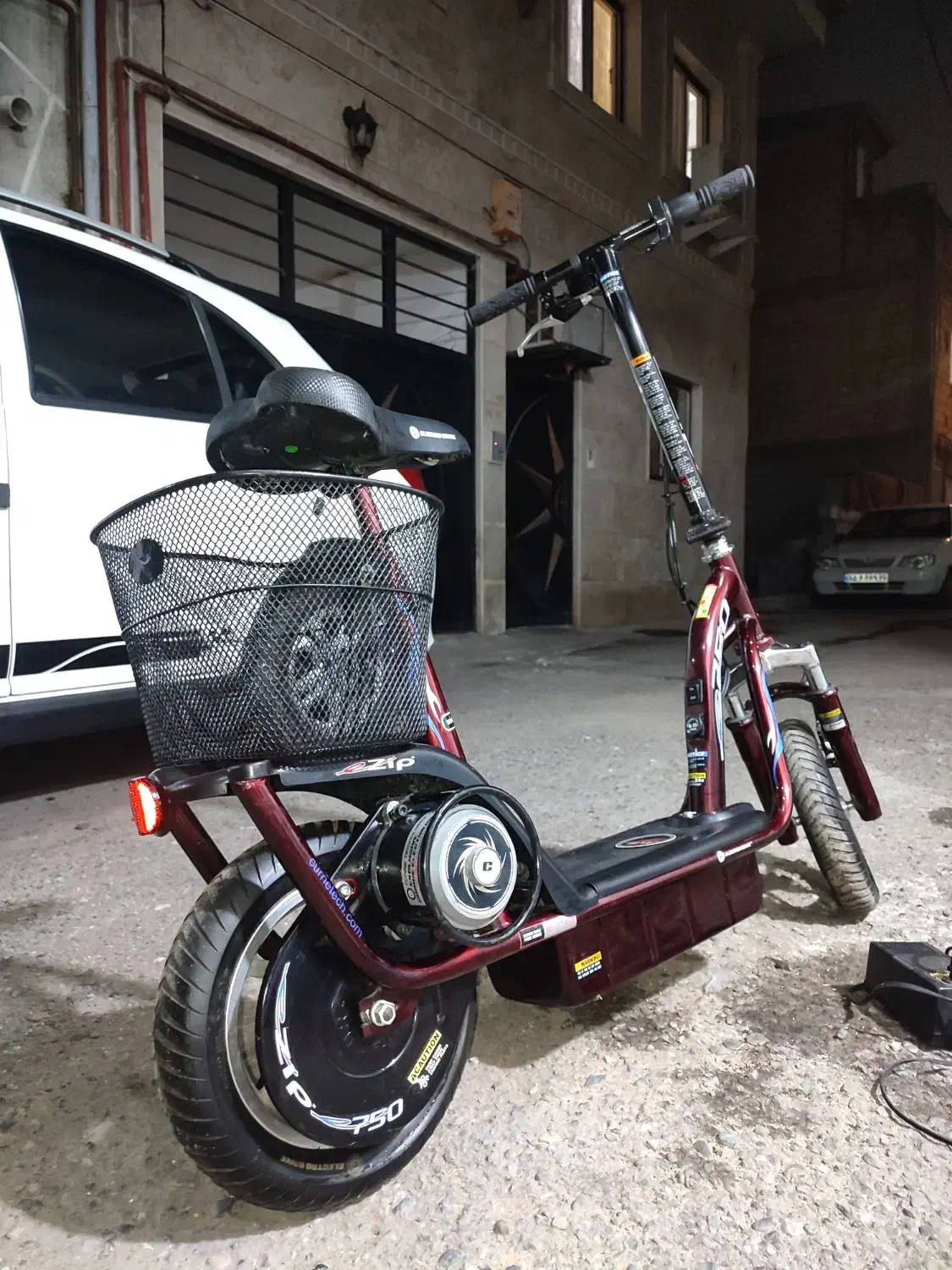 اسکوتر برقی|دوچرخه، اسکیت، اسکوتر|رشت, پل تالشان|دیوار