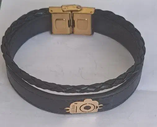 دستبند چرم و طلا|جواهرات|شاهین‌شهر, مخابرات (شهید بهشتی)|دیوار