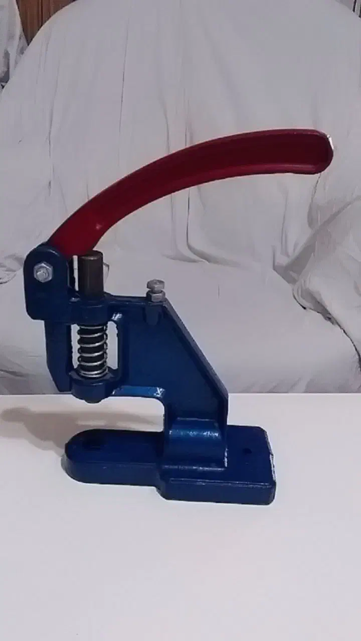 دستگاه دکمه زن دستی|لوازم خیاطی و بافتنی|مهاجران, |دیوار