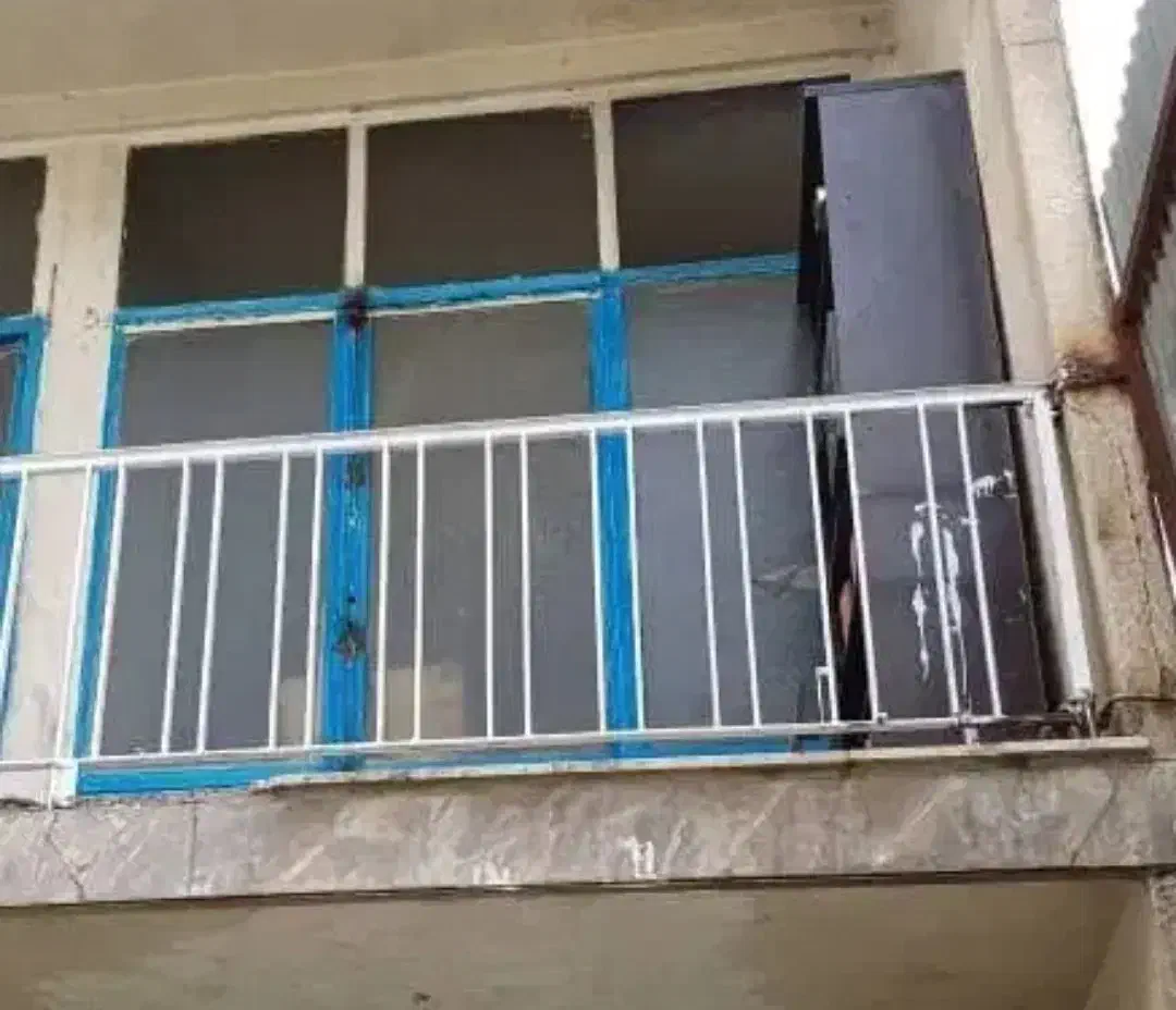 اتاق ۱۲ متری در طبقه دوم