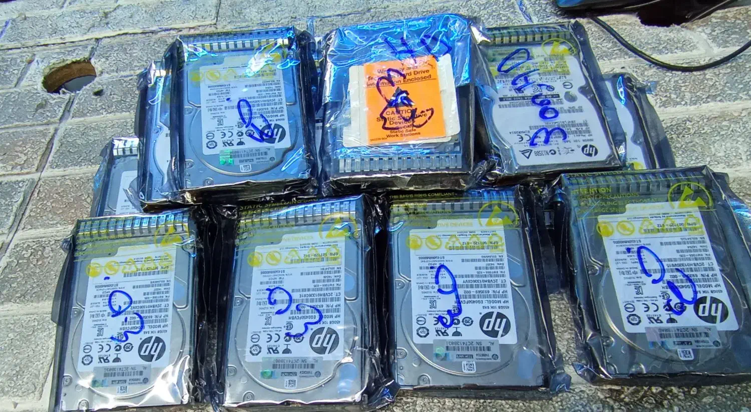 تعداد20عدد هاردسرور300و450گیگ نو با قیمتی مناسب|قطعات و لوازم جانبی رایانه|تهران, باغ خزانه|دیوار