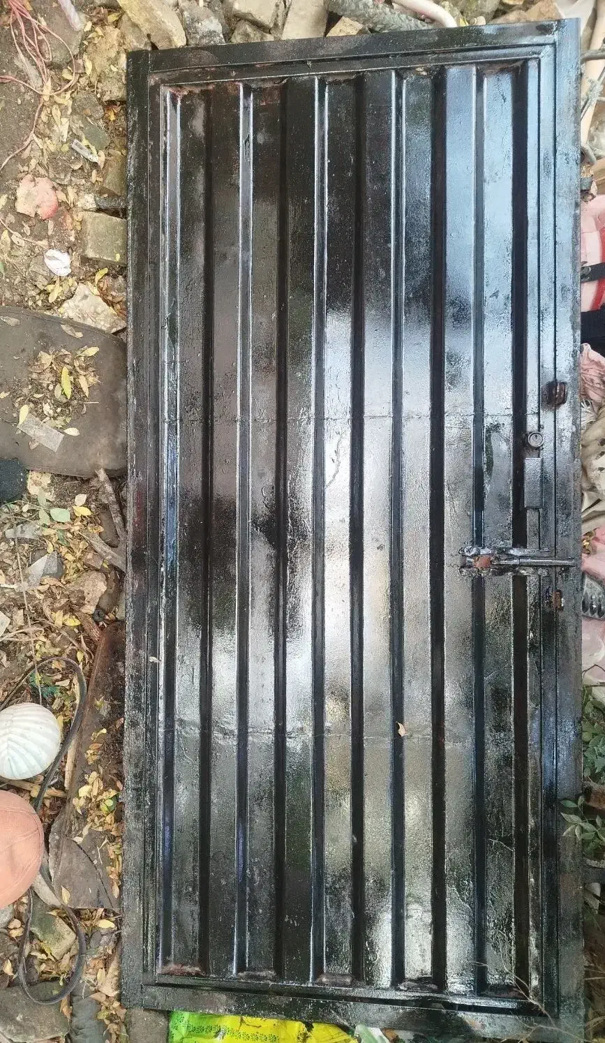 در حیاط تک لت + سینک دوقلو|مصالح و تجهیزات ساختمان|گرگان, |دیوار