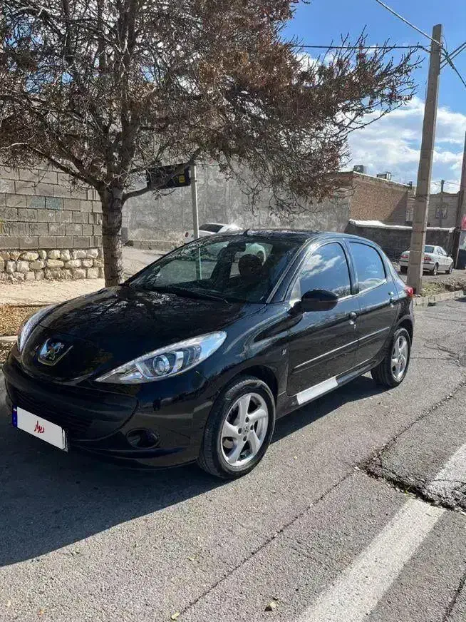 207|خودرو سواری و وانت|ایلام, |دیوار