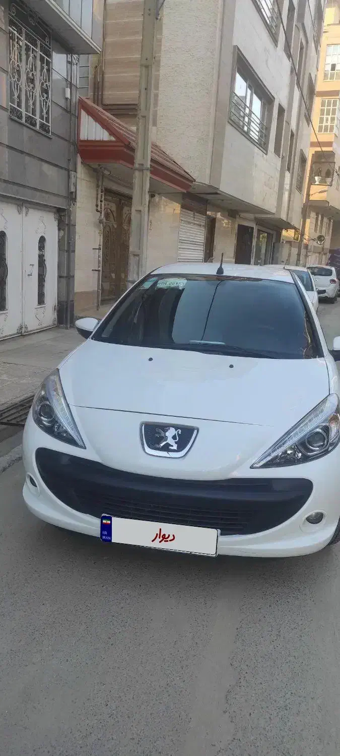 207 مدل 1403 سقف فلز|خودرو سواری و وانت|ارومیه, |دیوار