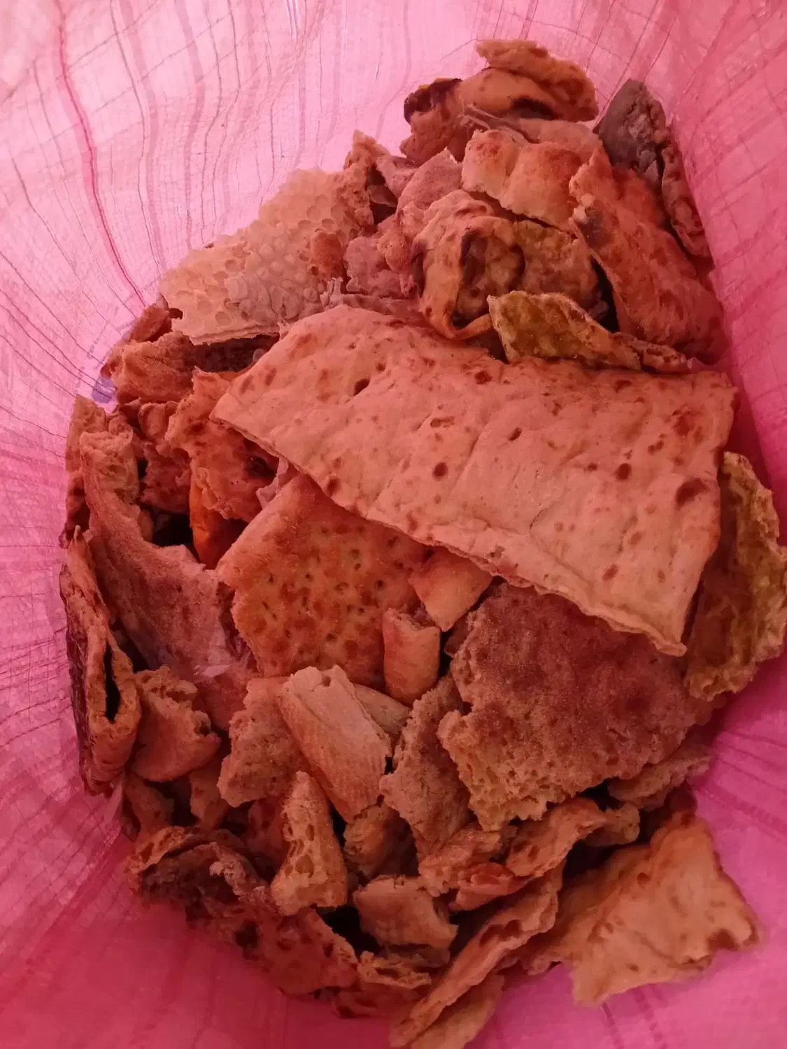 سیصدکیلونون خشک دارم بدون کپک|عمدهفروشی|آبکوه, |دیوار