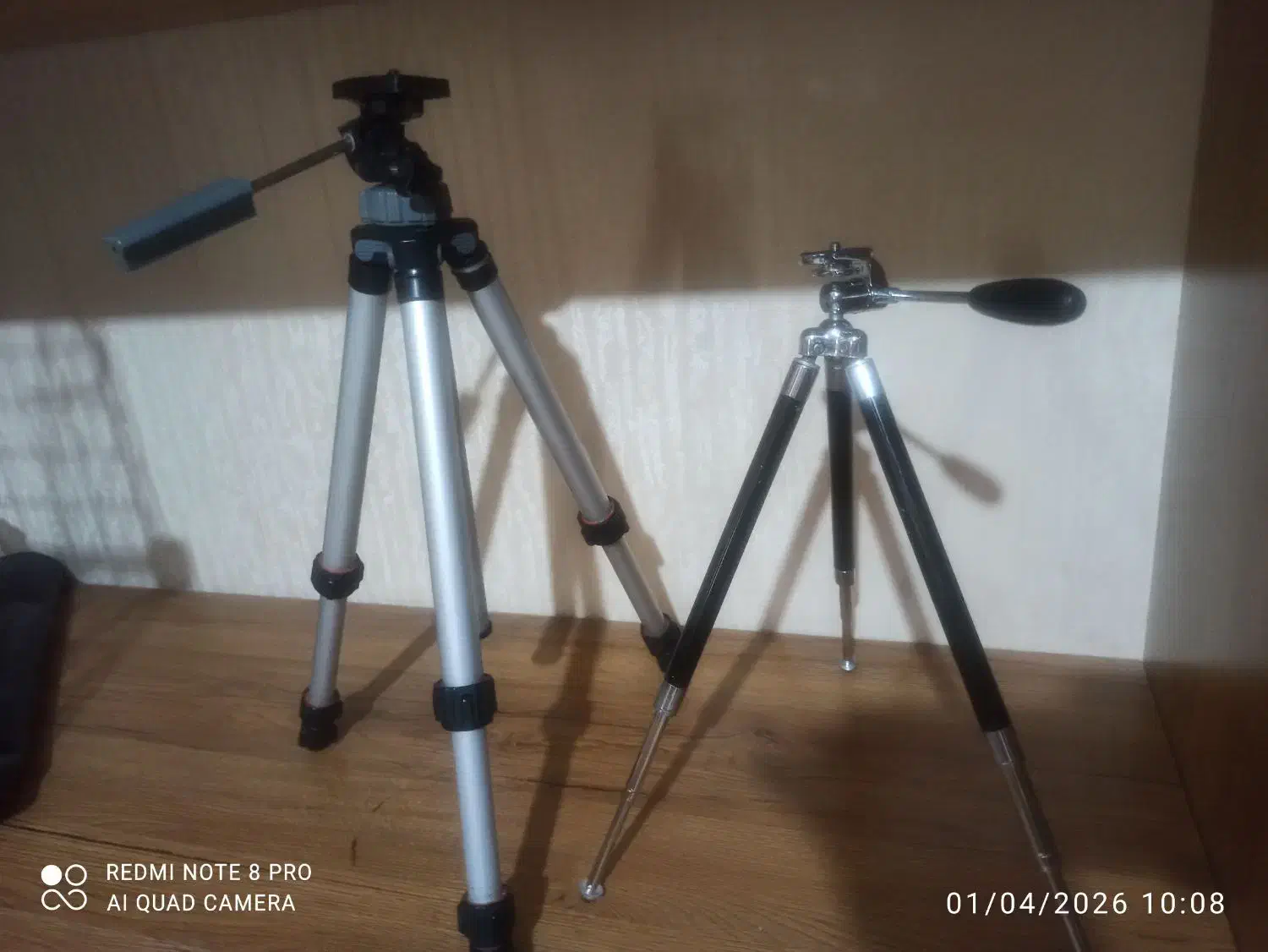 سه پایه دوربین عکاسی وفیلمبرداری|دوربین عکاسی و فیلم‌برداری|اصفهان, چشمه باقرخان|دیوار