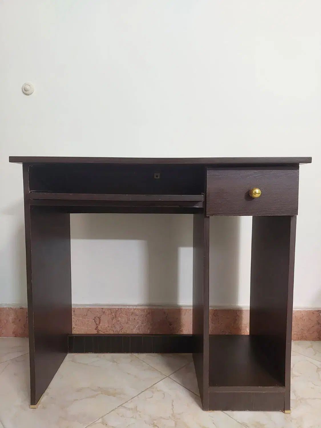 میز کامپیوتر|میز تحریر و کامپیوتر|بابل, |دیوار