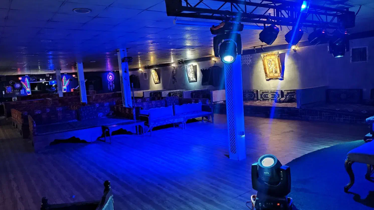 سالن تشریفات و برگزاری جشن|خدمات پذیرایی، مراسم|خرمآباد, |دیوار