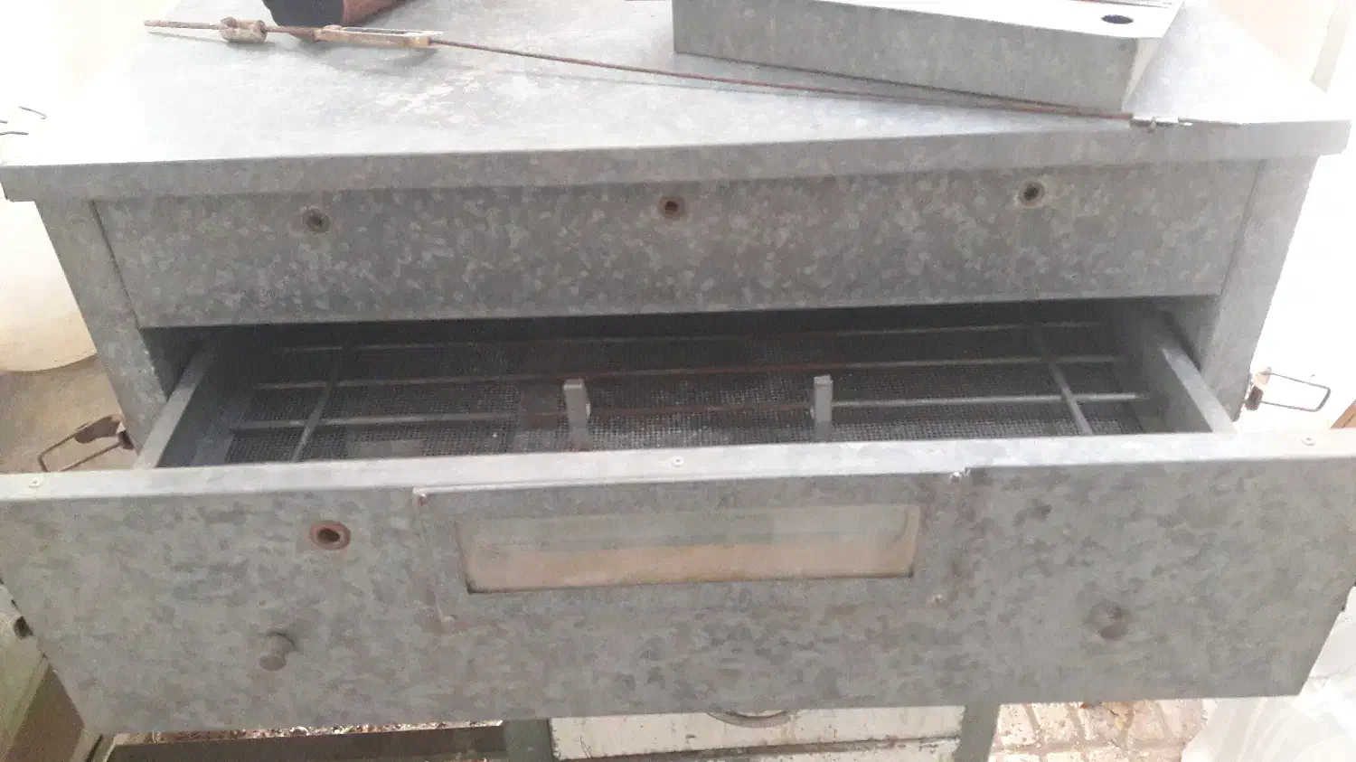 ماشین جوجه کشی نفتی|ماشین‌آلات صنعتی|بیرجند, |دیوار