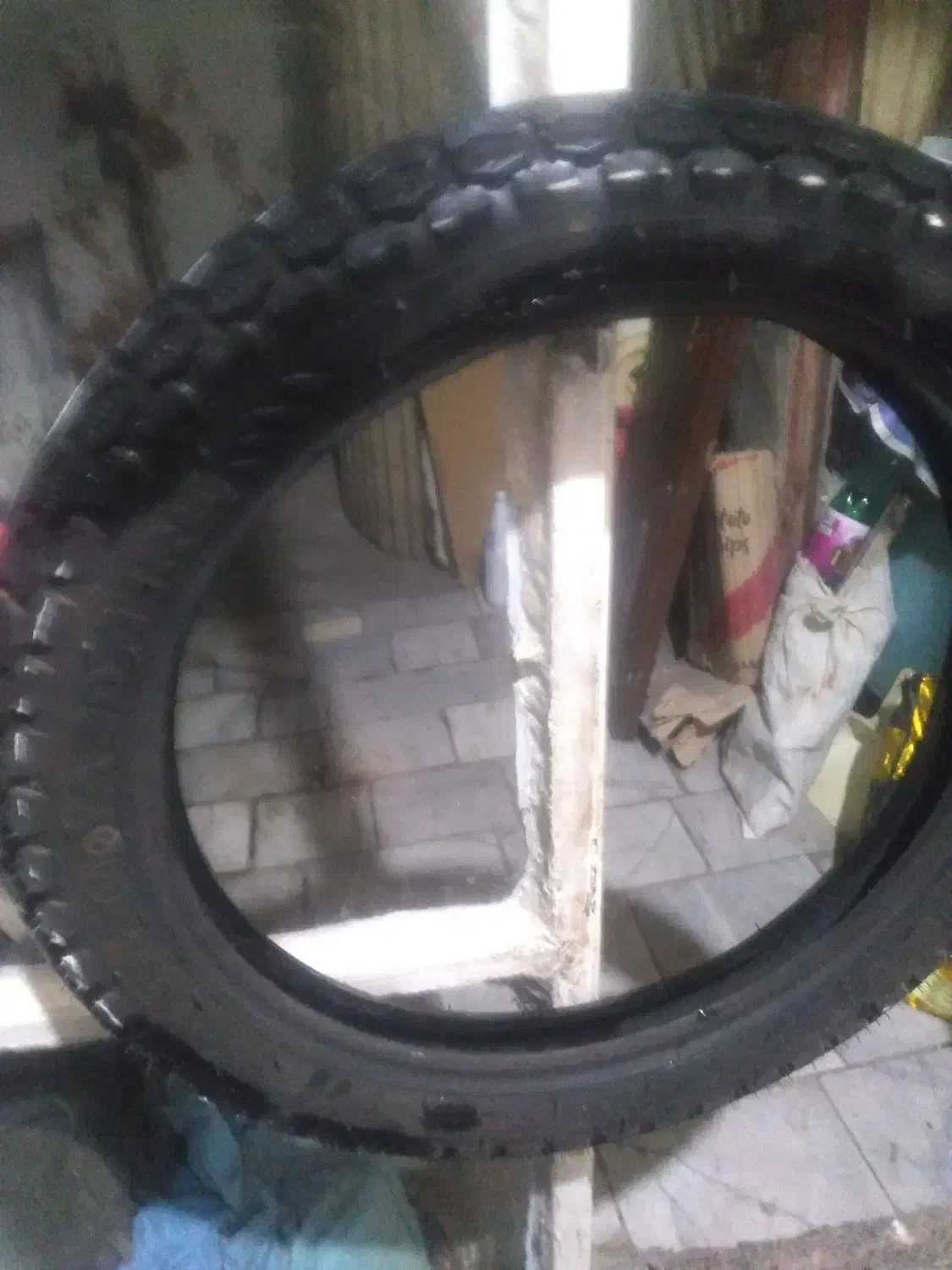 لاستیک موتور نو|موتورسیکلت|قروه, |دیوار