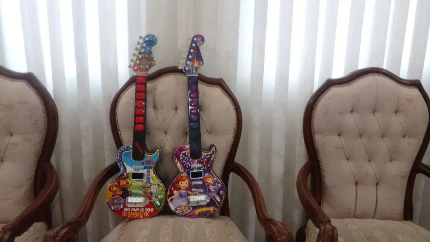 دوعدد‌ گیتار|اسباب‌بازی بچه|مشهد, عبادی|دیوار