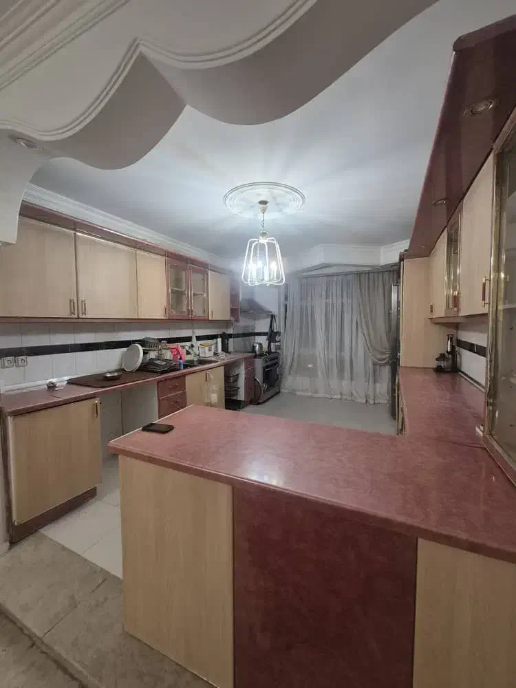 آپارتمان ۸۵متر ۲خواب /شهرک نفت/سیمون بولیوار